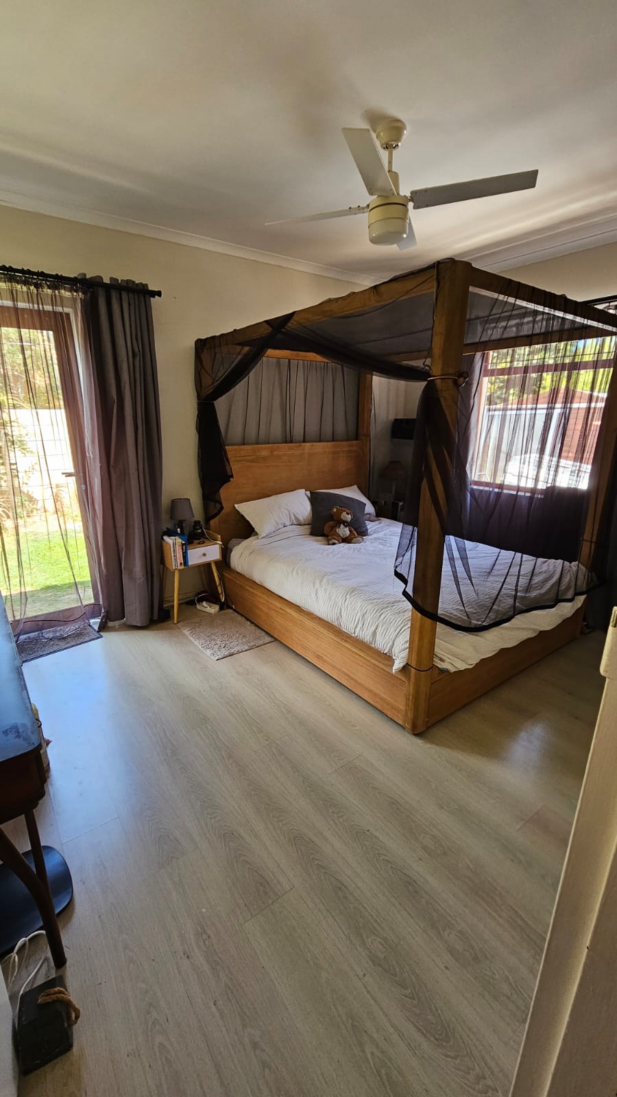 To Let 4 Bedroom Property for Rent in Fish Hoek Western Cape
